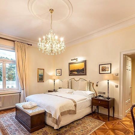 Palace Hotel Merano Bagian luar foto